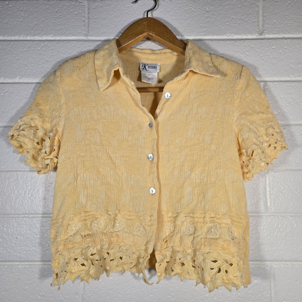 Vtg Butter Yellow Textured Shell Button Shirt 10 Short‎ Sleeve Blouse Top Lace
